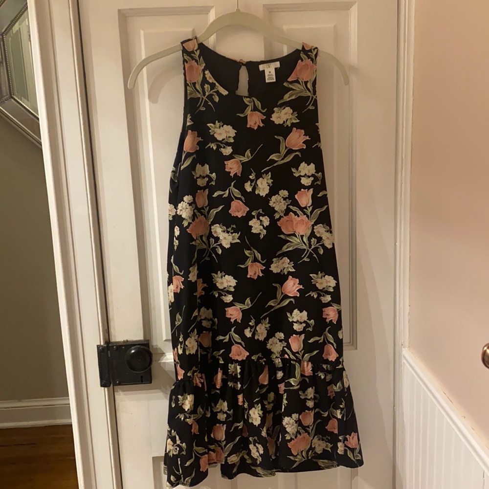 Beautiful BP formal dress | Pink and white floral pattern